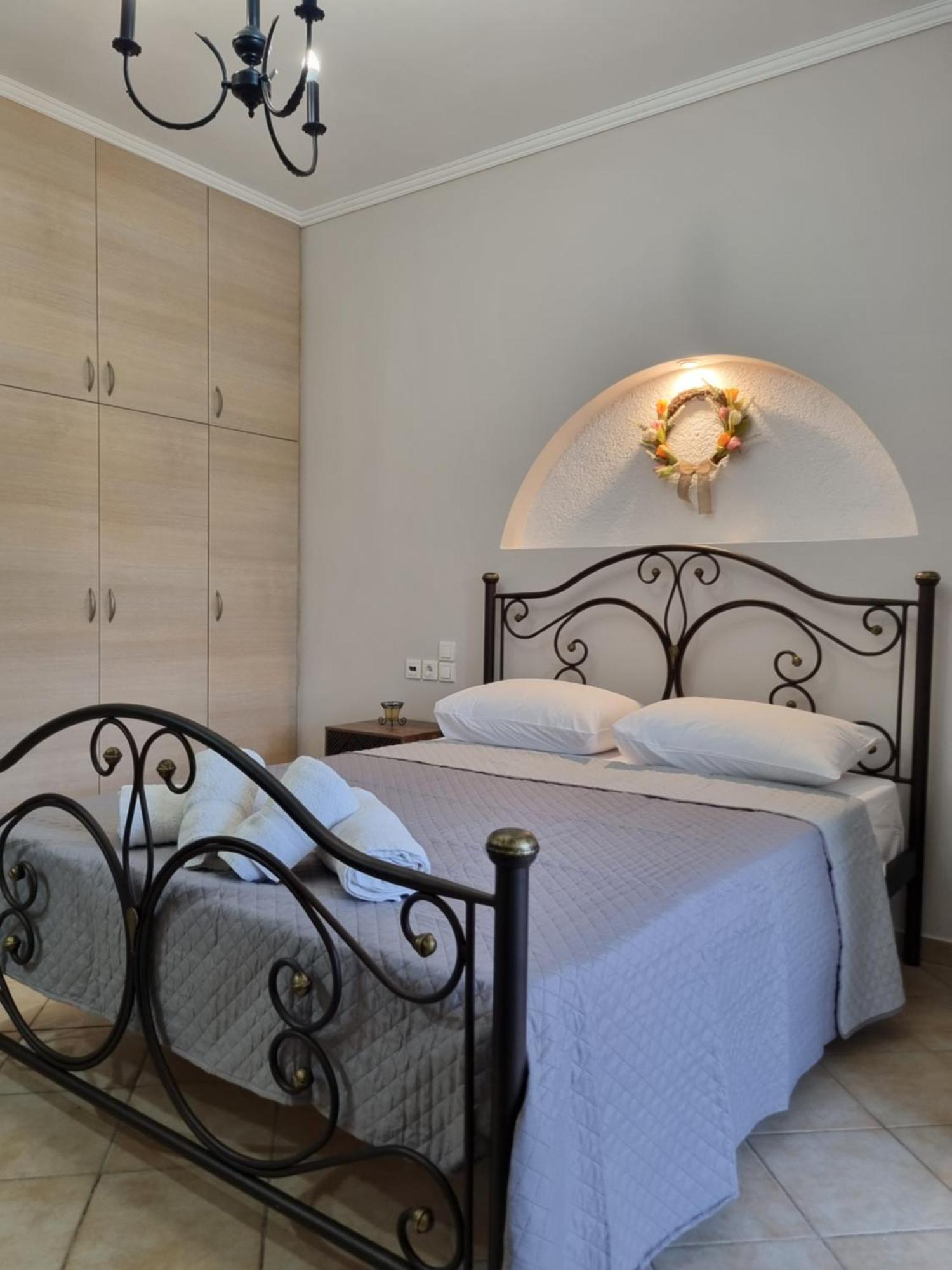 Marathon Studios & Apartments Keri Rom bilde