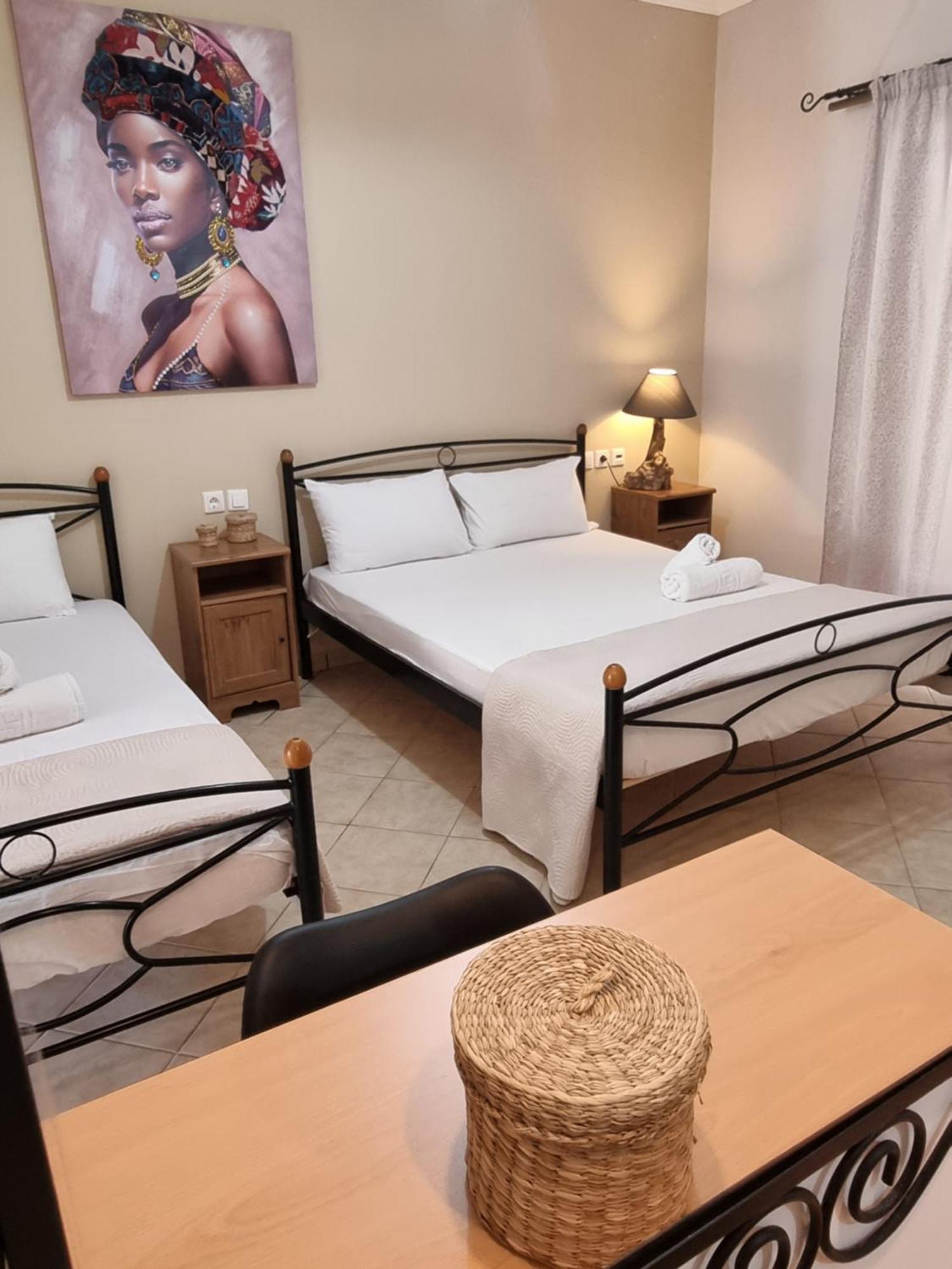 Marathon Studios & Apartments Keri Rom bilde