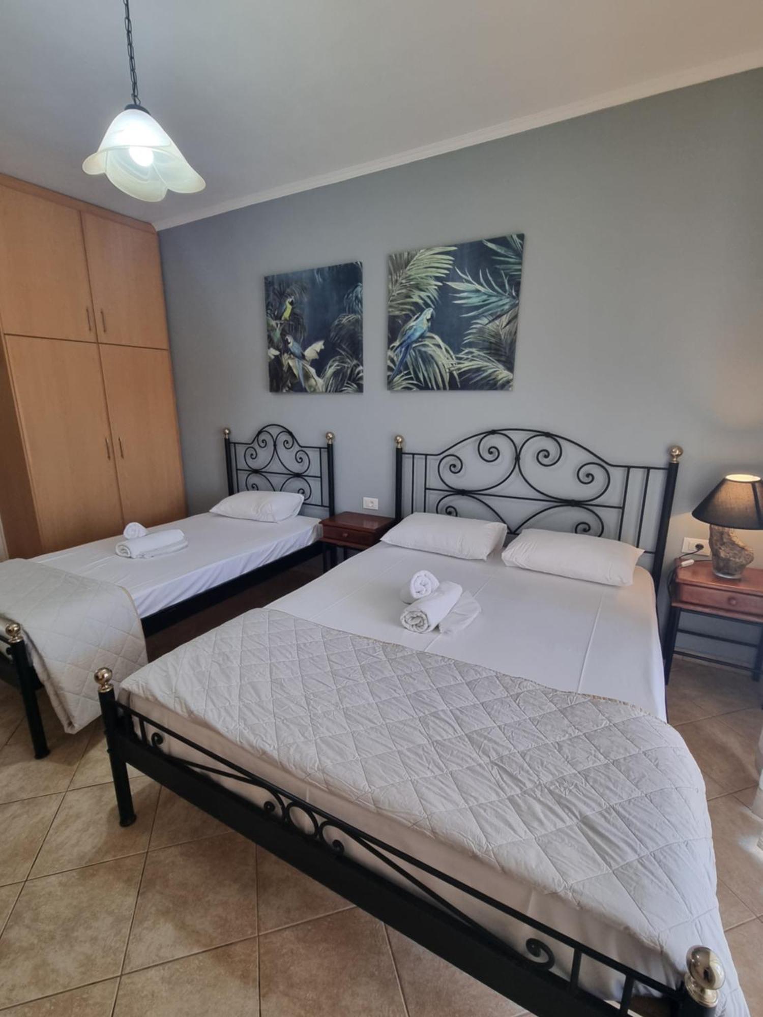 Marathon Studios & Apartments Keri Rom bilde